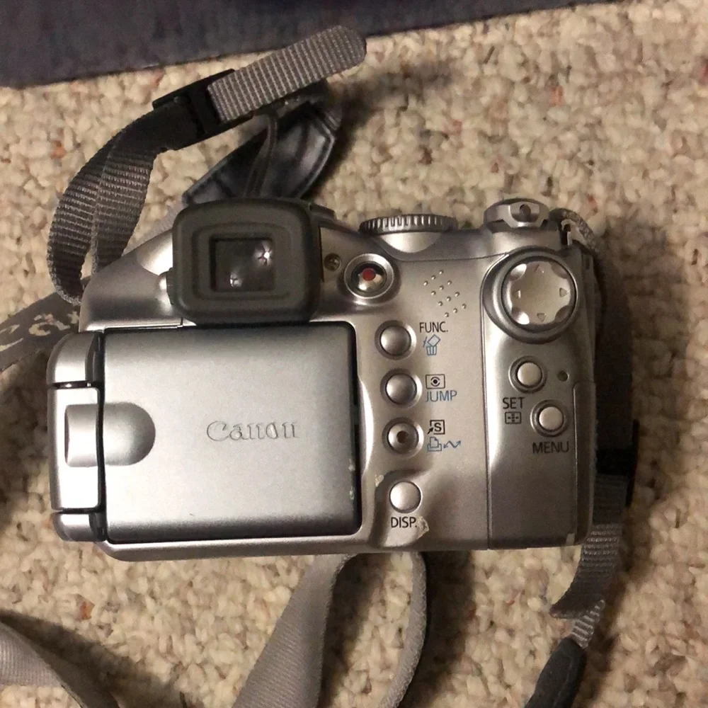 Canon Power Shot S2 IS digital camera